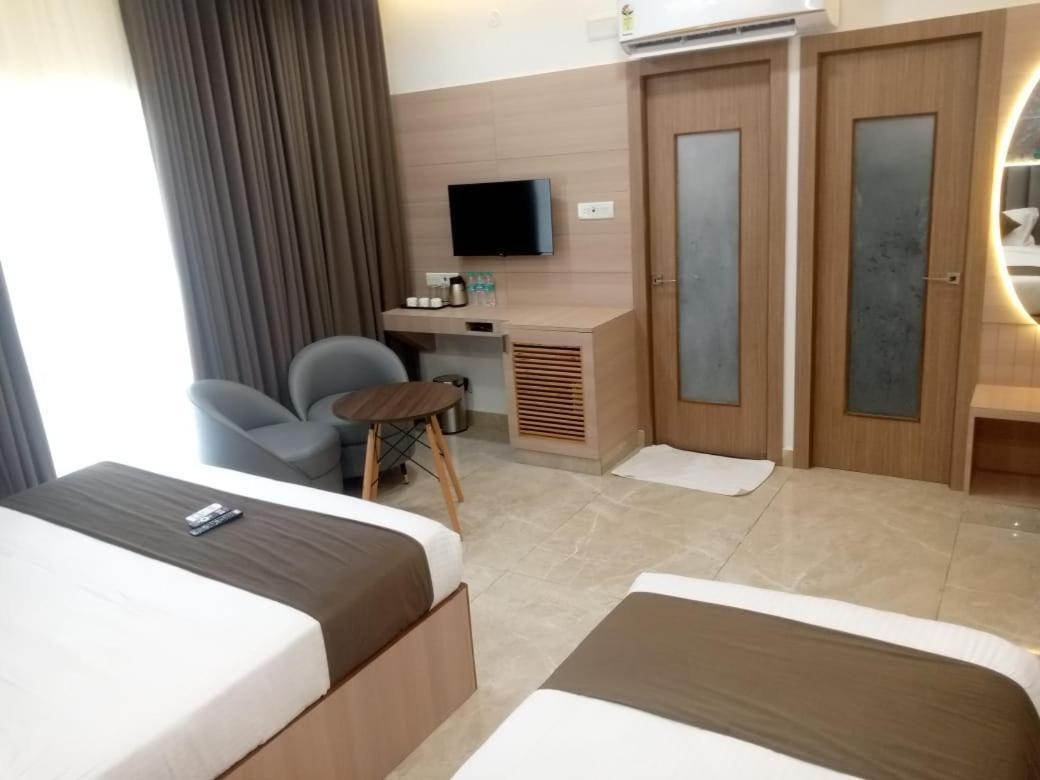 Grand Silver Chennai Exterior photo